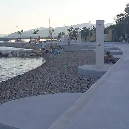 Dorothy * Kaštela